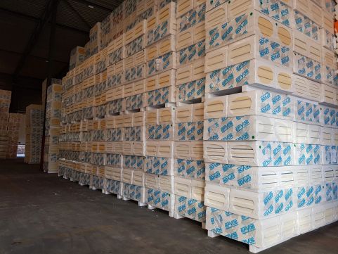 Polyuréthane (PIR) expansée choix B double face aluminium 1200x600x140mm avec rainure Rd: 6,36 (0,72m²)