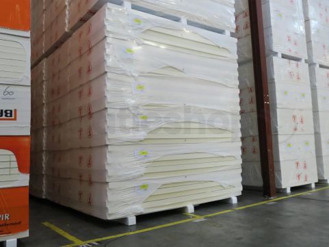 Palletvoordeel: Tweede Keuze PIR 2-zijdig aluminium 2400x1200x140mm met sponning Rd:6.36 (51,84m²)