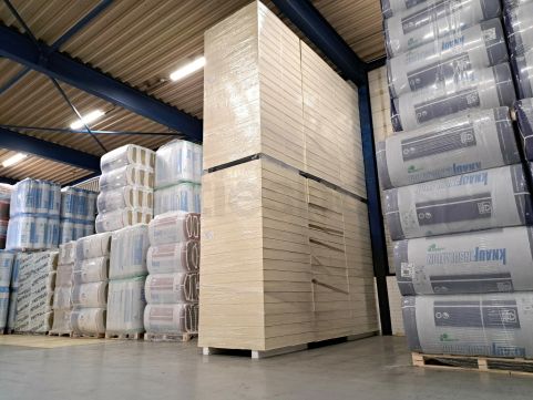 Tweede Keuze PIR 2-zijdig aluminium 1200x600x140mm Rd: 6,36 (0,72m²)