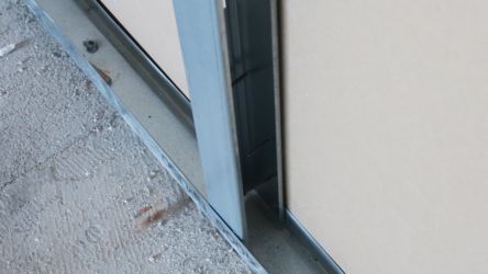 Étape 3 | Montage des profilés en U (poutres)