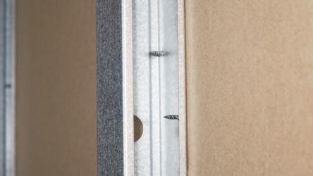 Étape 5 | Installer les profilés en C (montants)